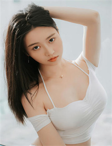 黑人巨大进入白人美女视频